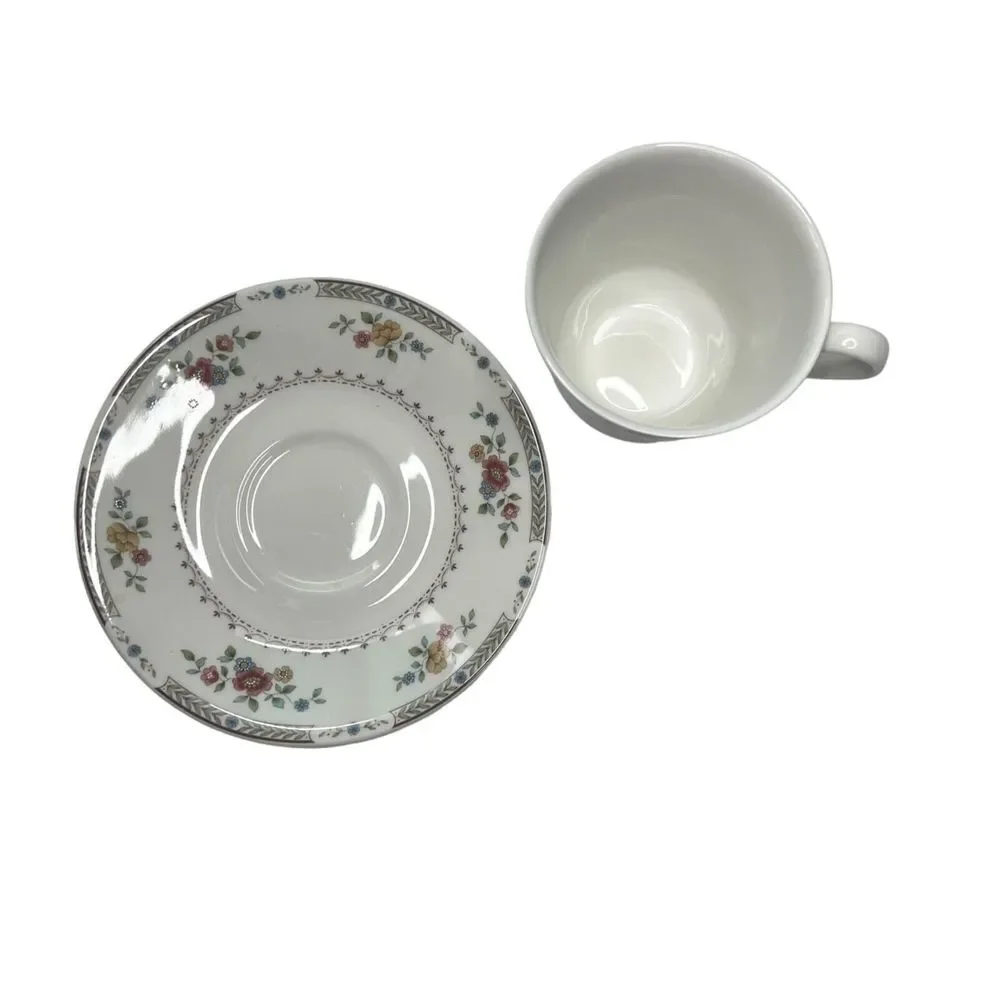 Royal Doulton‎ 1976 (UK) English Porcelain KINGSWOOD TC 1115 6 Cups & Saucers
